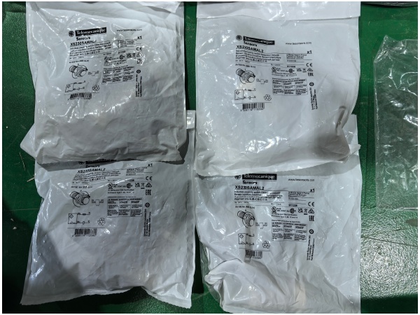 NEW ARRIVAL: Telemecanique XS230SAMAL2 Inductive Proximity Sensor Now in Stock